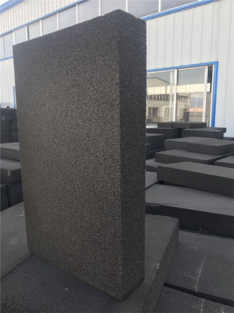 泡(pao)沫玻璃闆(pan)