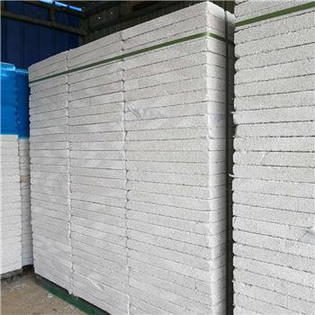 珍(zhen)珠岩闆(pan)