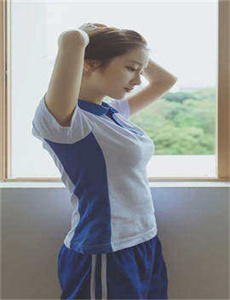 《双性人妻挨脔日常H-18禁裸体美女脱内衣视频在线》