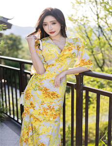《99久久久无码国产精品免费人妻-数学课代表趴下开让我桶免费网站》