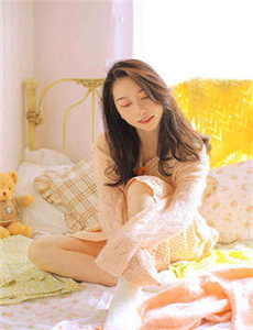 《老人船上弄雨婷第20集-模特魅影快播》