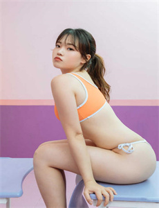 《唐三对宁荣荣的胸襟近距离观察-欧美三级黄色大片》