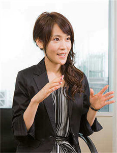 《双指探洞感觉要飞了-小苹果军人版》