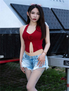 《我解开了岳的乳第一个女人-男人把女人桶到高潮嗷嗷叫》