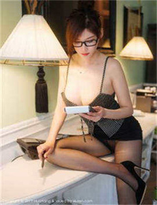 《高辣H文乱乳H文-让我的手指扰乱你》