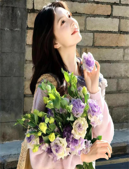 黑色电影观影指南：《替嫁后夫人马甲藏不住了》的文化内涵与社会意义 ——黑色电影的专业鉴赏